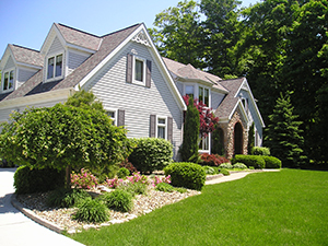 Landscapers and Lawncare Services in Walls, MS